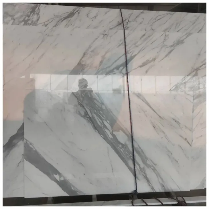calacatta marble wall tiles