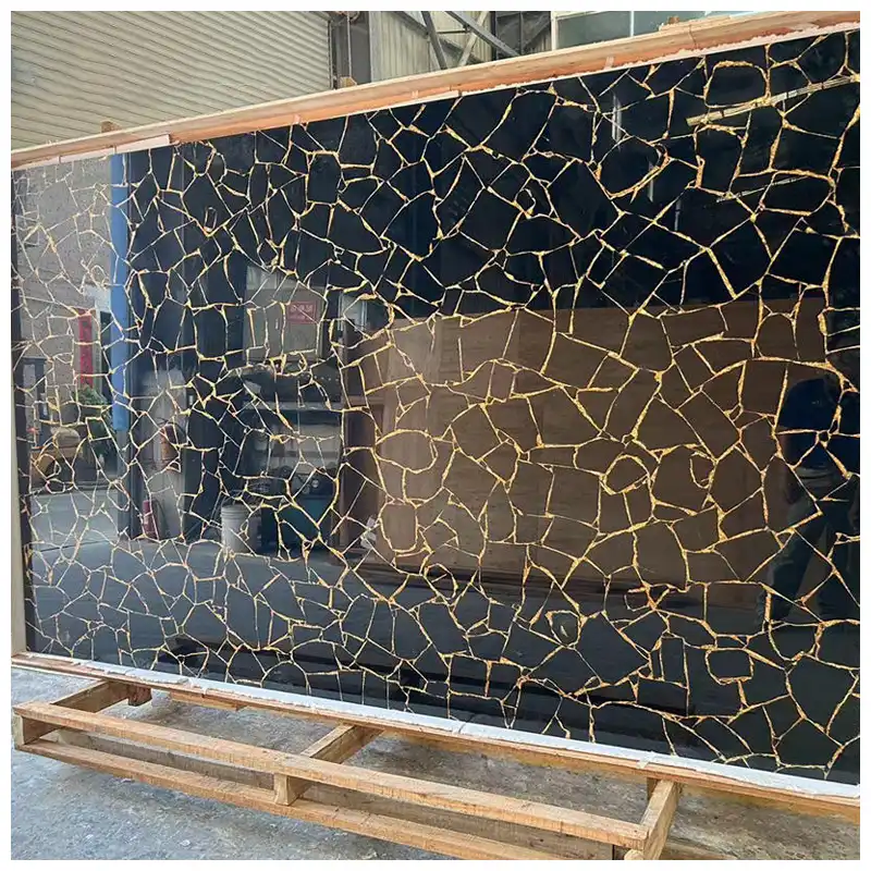 Schwarze Obsidianplatte