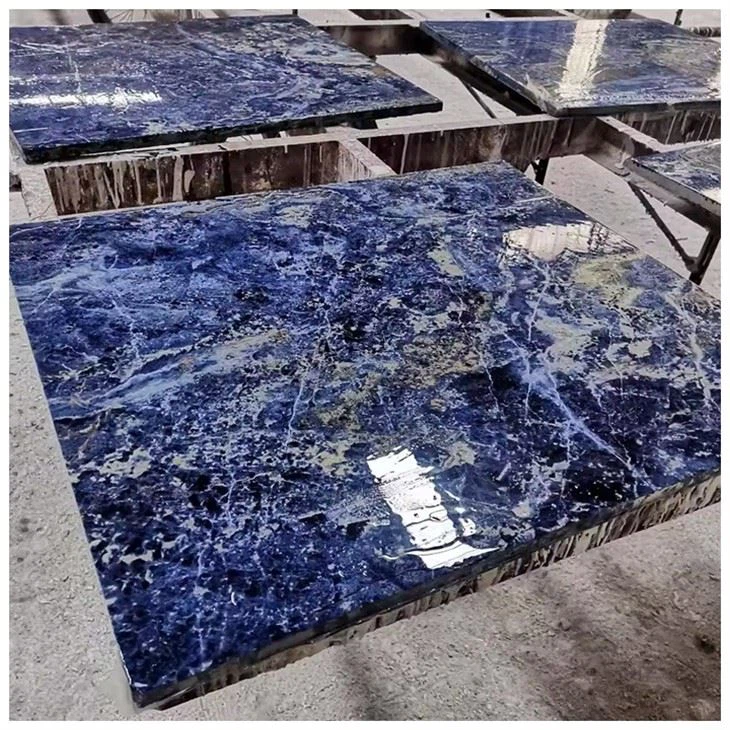 Bolivianischer Sodalith-Blau-Marmor