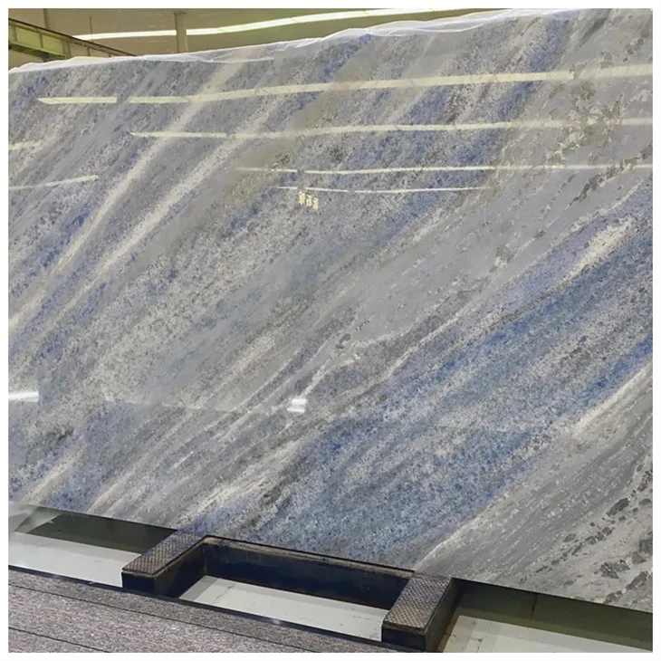Kristallblauer Marmor